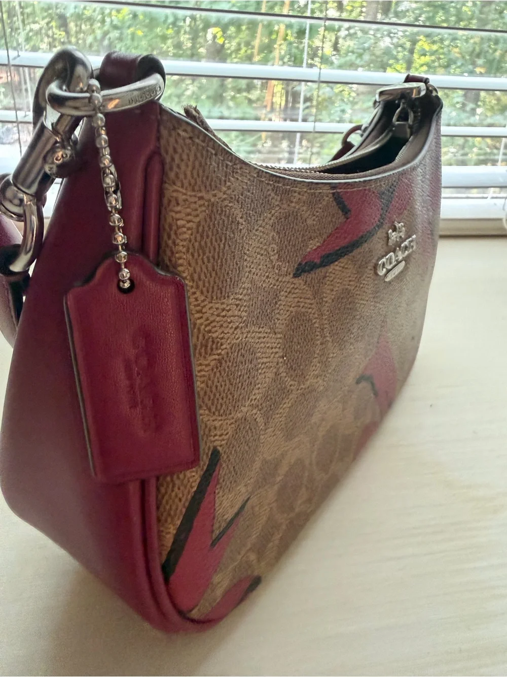 Coach bow Signature Small Shoulder Bag in Brown and Red